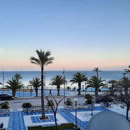 לינה וארוחת בוקר Rotonda Sul Mare מנפרדוניה