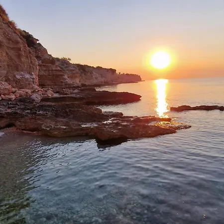 Rotonda Sul Mare לינה וארוחת בוקר