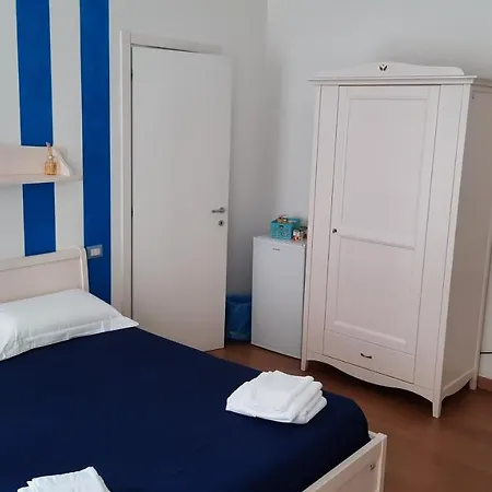 Rotonda Sul Mare Bed and Breakfast 3*