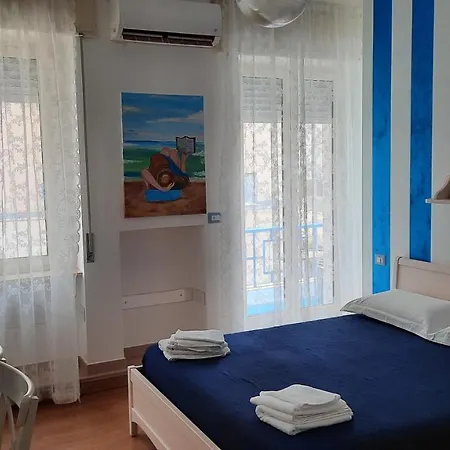 Rotonda Sul Mare 만프레도니아