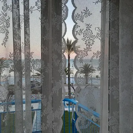 Rotonda Sul Mare 3*