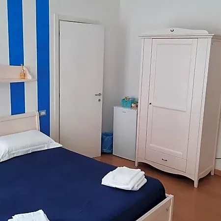 Rotonda Sul Mare 3*